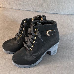 Black suede heeled boots w/ faux fur lining